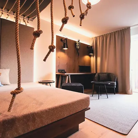 Soulsisters' 4 Sterne Superior Hotell Kaprun