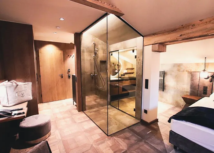 Soulsisters' 4 Sterne Superior מלון קפרון