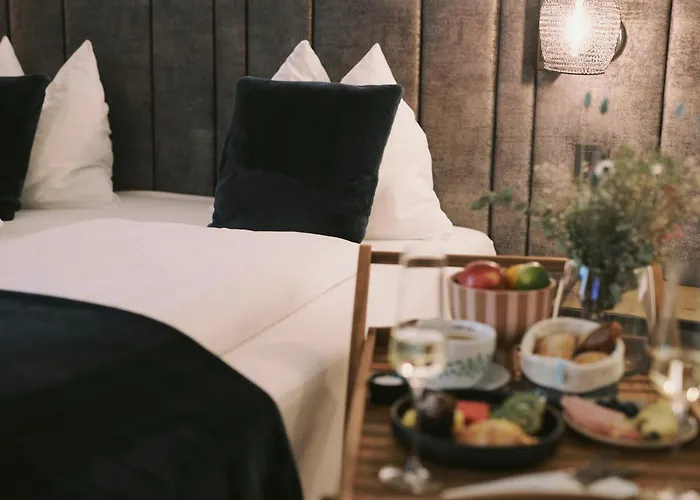 Soulsisters' 4 Sterne Superior קפרון