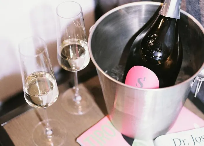 Soulsisters' 4 Sterne Superior קפרון